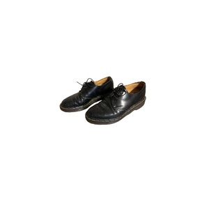 Dr. Martens Vintage Black Leather Lace Up Oxfords - Boy’s UK Size 4